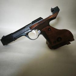 Pistolet Mod&egrave;le UNIQUE DES 69   calibre 22 LR