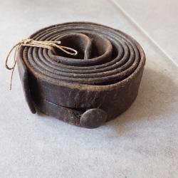 Sangle / bretelle en cuir pour fusil suisse Mdle 1889 ou 96/11.