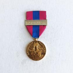 M&eacute;daille - FR65305f D&eacute;fense nationale classe bronze agrafe GENIE