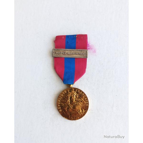 M�daille - FR65305a D�fense nationale classe bronze agrafe TROUPES AEROPORTEES