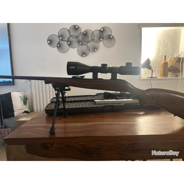 Carabine CZ 457 luxe 22lr tout �quip� ( tr�pied-silencieux- lunette walther 3-12x56- accessoires)