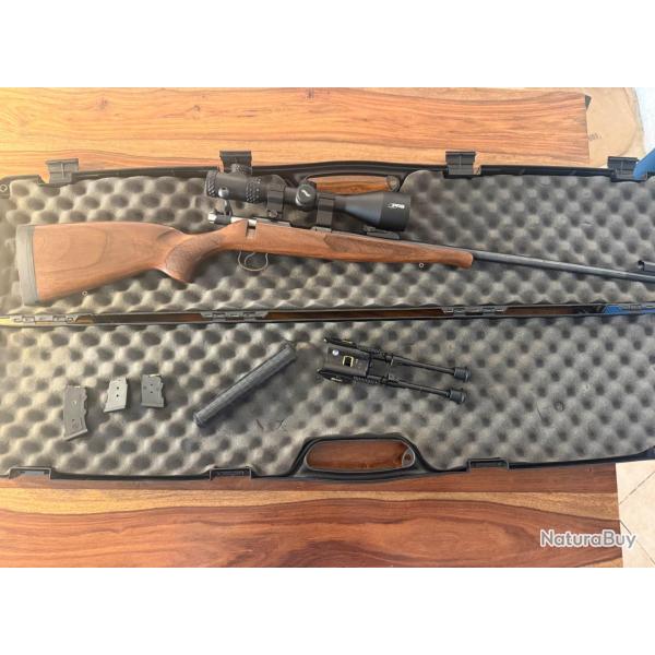 Carabine CZ 457 luxe 22lr tout �quip� ( tr�pied-silencieux- lunette walther 3-12x56- accessoires)
