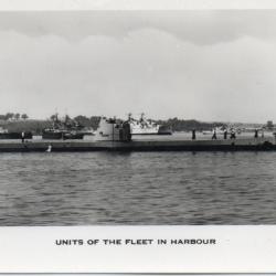 Carte postale "Units of the Fleet in Harbour" -N&deg;8408