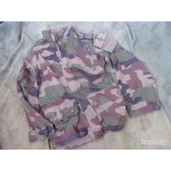veste  de combat en taille  89 / 96 M