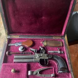 Pistolet &agrave; silex &agrave; syst&egrave;me 4 canons