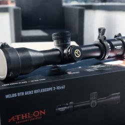 Athlon Helos BTR GEN2 2-12&times;42 FFP MIL (Garantie)