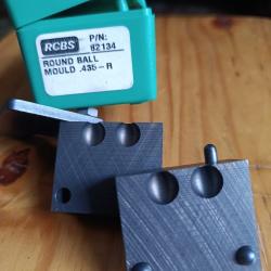 MOULE RCBS A BALLES RONDE  2 CAVITES CALIBRE .435 (10.05mm).........a027