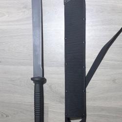 Tha&iuml; Machette - Cold steel