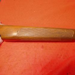 Devant bois de carabine REMINGTON 742 avec ses pi&egrave;ces de fixation (vis et coupelle)