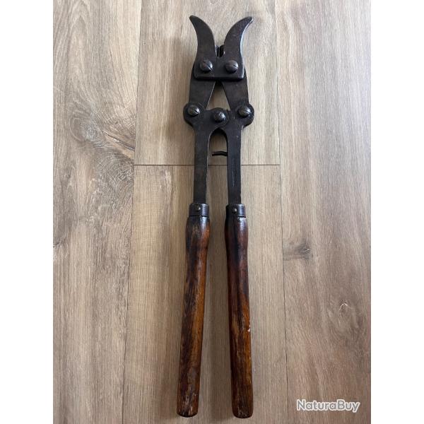 Pince coupe barbel�s ww1