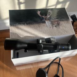 Zeiss V6 conquest 2,5-15x56 rail SR + montage