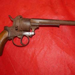 Revolver en 9mm &agrave; broche &agrave; nettoyer et r&eacute;viser