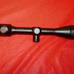 Lunette DIGITAL OPTICS 4X40 AOE avec r&eacute;ticule lumineux