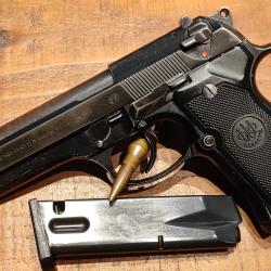 Pistolet Beretta 92FS cal.9x19 - Occasion - 2 chargeurs + mallette