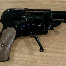 Bulldog 320.