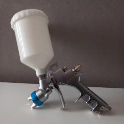 PISTOLET  PEINTURE  CARROSSERIE buse 1,3 mm HVLP 2-3 bar
