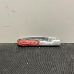 Couteau PRADEL AUVERGNE en acier avec manche bois rouge