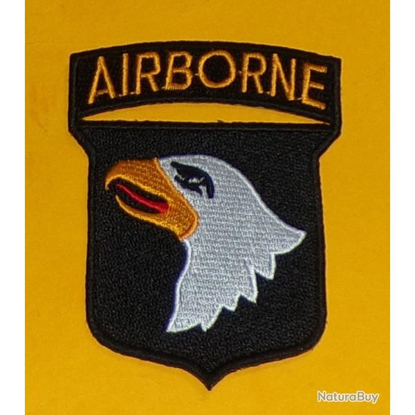 TISSU PATCH : AIRBORNE 101� DIVISION AEROPORTEES  , HAUTEUR 8 CM , BON ETAT VOIR PHOTO . POUR TOUT R