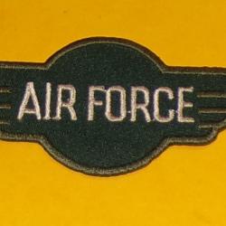 TISSU PATCH : AIR FORCE , LONGUEUR 10 CM , BON ETAT VOIR PHOTO . POUR TOUT RENSEIGNEMENT ME CONTACTE