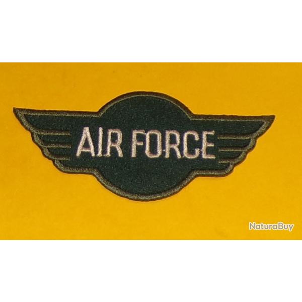 TISSU PATCH : AIR FORCE , LONGUEUR 10 CM , BON ETAT VOIR PHOTO . POUR TOUT RENSEIGNEMENT ME CONTACTE