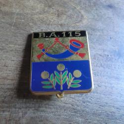 insigne B.A  base a&eacute;rienne 115  /  boussemart