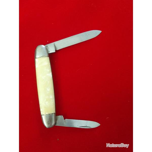 Tr�s ancien couteau pliant  manche en nacre