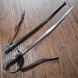 Sabre d'officier Suisse. 1896/1902, Waffenfabrik Neuhausen, 1897. Avec fourreau, beli&egrave;re et dragonne
