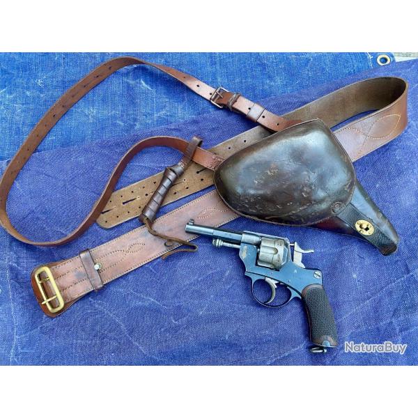 Revolver d'officier Saint Etienne mod 1874 avec �tui jambon et ceinturon