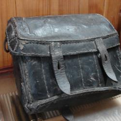 Sacoche pour fus&eacute;es leuchtpistole