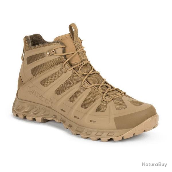 Chaussures d intervention AKU Tactical Selvatica Mid Gore Tex � tige mi haute. semelle Vibram Selvat