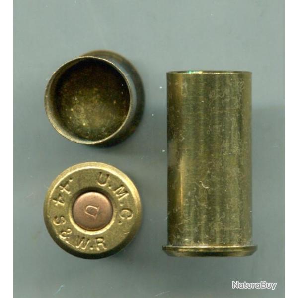 .44 S&W Russian - balle plomb sph�rique dans l'�tui - marquage :  UMC 44 S&W R