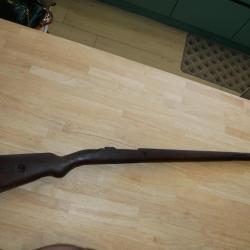 Crosse de MAUSER GEWEHR 98/ G98 en beau noyer avec beau poin&ccedil;on, mais cass&eacute; &agrave; la poign&eacute;e