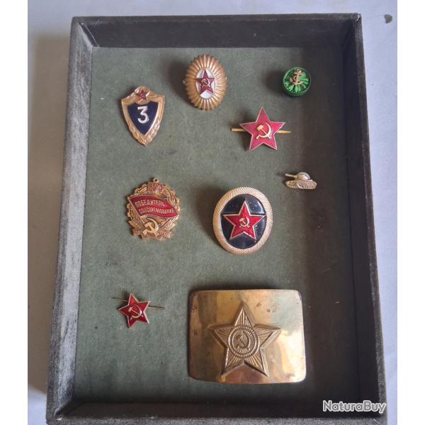 collection d'insignes militaires sovi�tiques