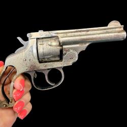 HARRINGTON RICHARDSON PREMIER 2nd MODEL TYPE 15 cal. 32sw num&eacute;ro s&eacute;rie 431404