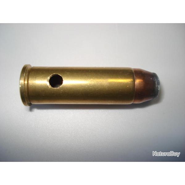 une cartouche de 44 remington magnum neutralis�e marque sellier bellot ogive demi blind�e