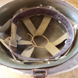 Casque Fran&ccedil;ais France date non visible mod 1950  complet