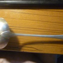 Louche en argent massif a fondre , de 234 gr