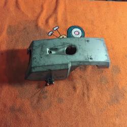 Capot couvercle moteur tron&ccedil;onneuse jonsereds 621