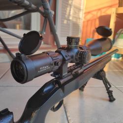 Lunette Element Optics Titan 5-25 x56 FFP APR 1D MRAD