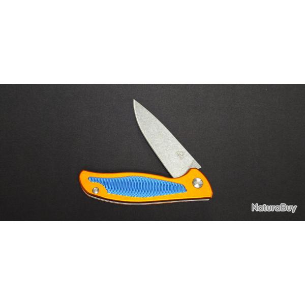 Couteau pliant Puma Tec 306613 manche aluminium orange et bleu lame AISI 440 stonewashed