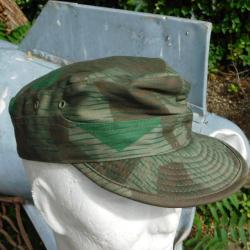CASQUETTE CAMOUFLEE  ALLEMAGNE  W.W.2 - REPRO  - ETAT NEUF - GRANDE TAILLE 58