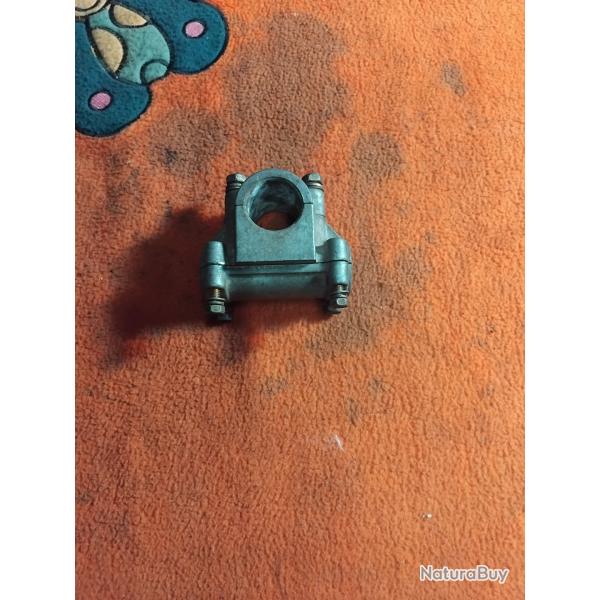 Support de fixation d�broussailleuse Echo SRM-2300