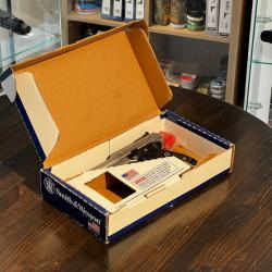 Pistolet Smith & Wesson SW22 Victory .22Lr Canon Filet&eacute; R&eacute;f/081