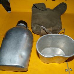 ARMEE FRANCAISE  : GOURDE EN ALUMINIUM DE 1987  AVEC SON QUART ET SA  HOUSSE , BON  ETAT  VOIR PHOTO