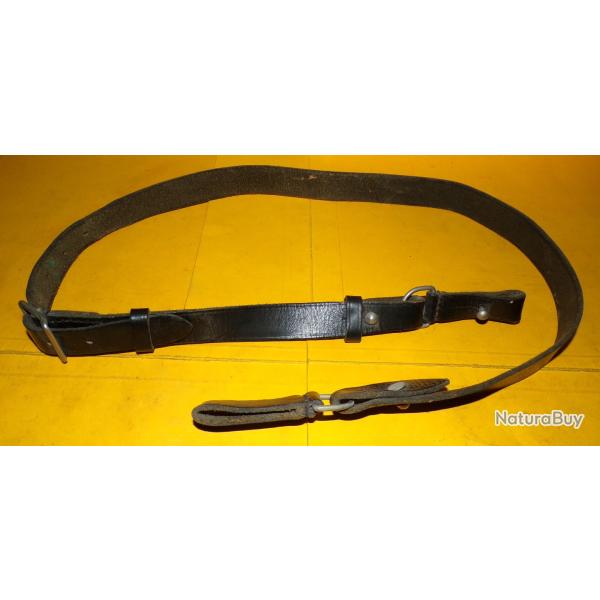 BAUDRIER EN  CUIR NOIR POUR MODELE G. NATIONALE FRANCAISE , LONGUEUR REGLABLE PAR UNE SANGLE LONGUEU