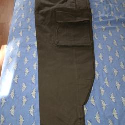 PANTALON TREILLISALGERIE INDOCHINE ET TBE AINSI QUE 3 CHEMISES ET UNE CRAVATTE