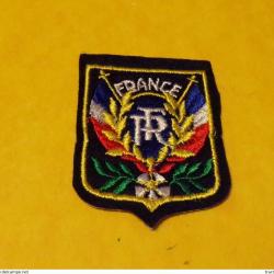 FRANCE LEGION D'HONNEUR&nbsp; , INSIGNE D'EPAULE EN TISSU , MODELE ANCIEN , OBSOLETE POUR COLLECTION&nbsp;&nbsp;,DI