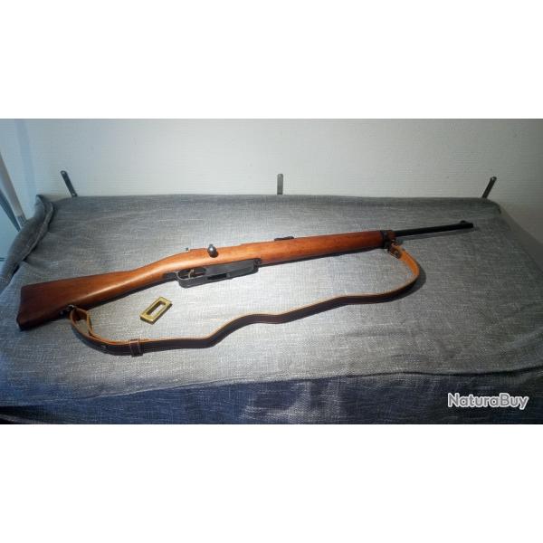 Carcano 6.5x52 avec bandouli�re et clip. Superbe �tat Cat D.
