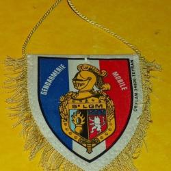 GENDARMERIE&nbsp;: FANION 5&deg; LEGION&nbsp;GENDARMERIE MOBILE 32/5&nbsp;, MOULINS&nbsp;, ETAT VOIR PHOTOS . POUR TOUT RENS