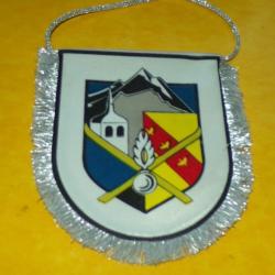 GENDARMERIE&nbsp;: FANION 7&deg; LEGION GENDARMERIE MOBILE ESCADRON 25/7&nbsp;&nbsp;, ETAT VOIR PHOTOS . POUR TOUT RENS